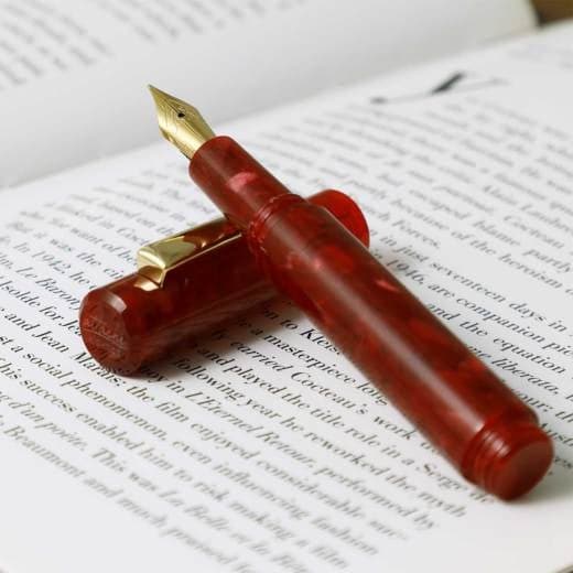 Hightide Attache Marbled Fountain Pen - Image 7