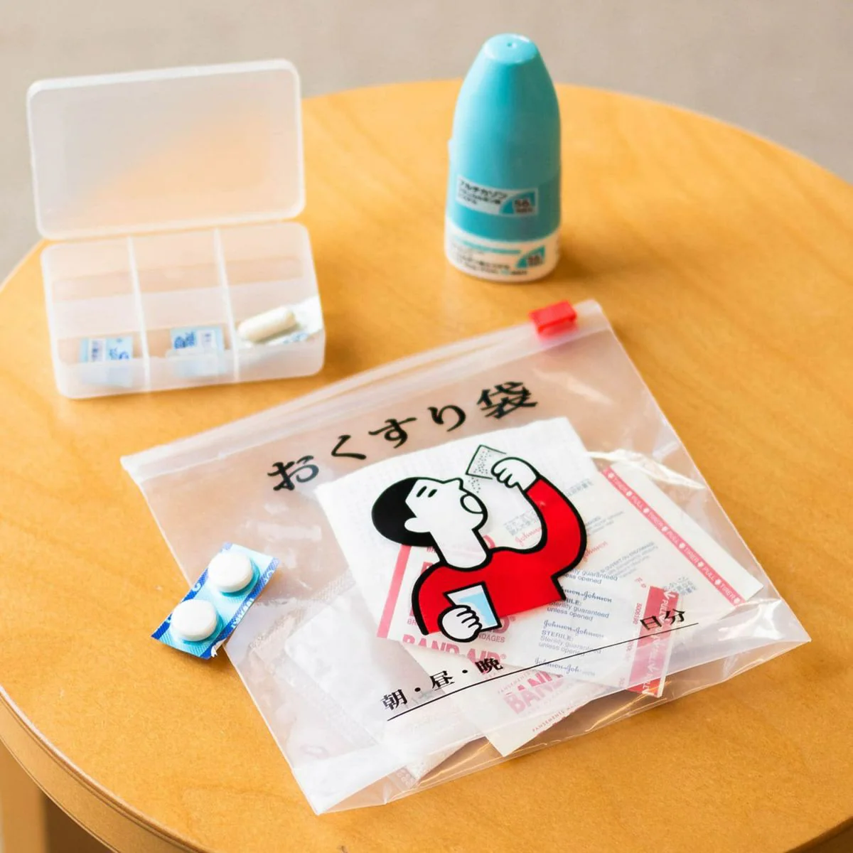 Hightide New Retro Zipper Bag M (Pack of 6) - Image 19