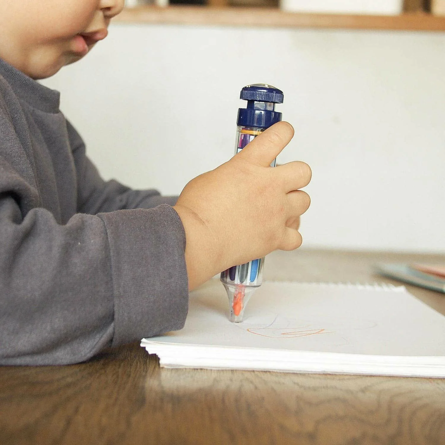 Hightide Penco 8 Colour Crayon - Image 13