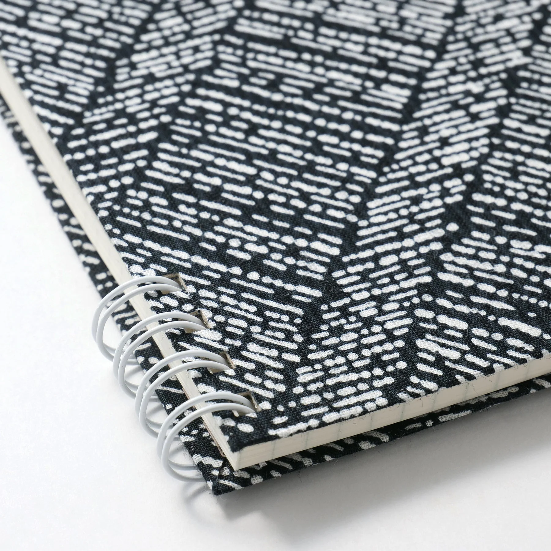 Kakimori B6 Notebook - Diagonal Stripe - Image 3