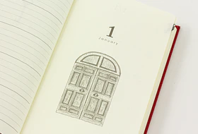 Midori 5 Year Diary - Gate Red - Image 3